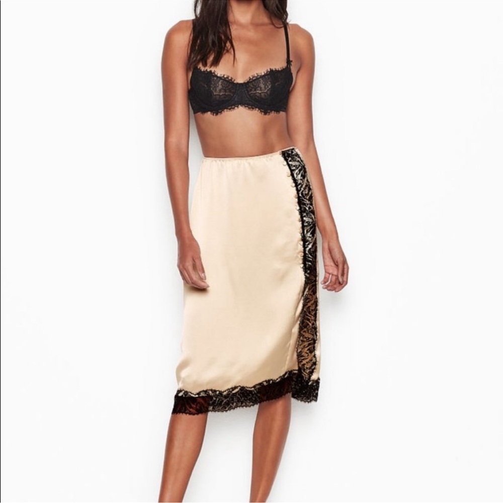 Victoria’s Secret Beige Satin Slip Skirt with Black Lace Trim